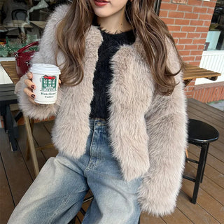 Round neck fur jacket