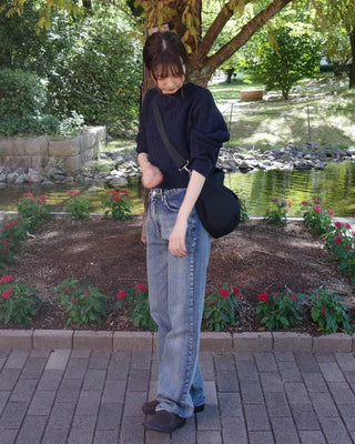Cropped round knit