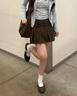 Corduroy pleated mini skirt