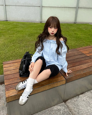Frill Capri Pants