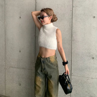 Turtleneck sleeveless fur knit