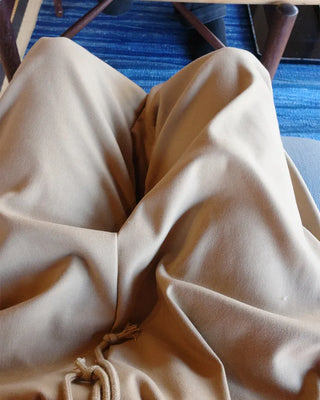 Elastic waistband, one-pleat slacks