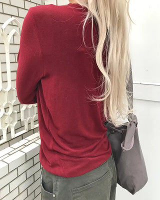 Round neck long-sleeve T-shirt