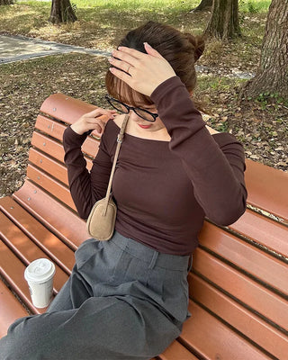 Off-shoulder slim-fit long t-shirt