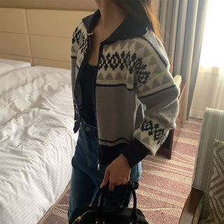 Nordic pattern knit zip-up