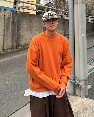 Rib-knit crew neck