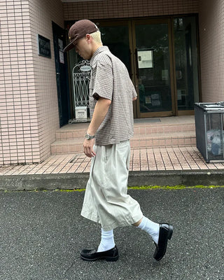 Button pocket check half shirt