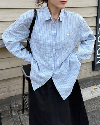 Striped pendant shirt