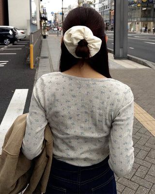 Flower detail button t-shirt