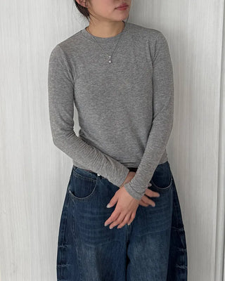 Basic long-sleeve T-shirt