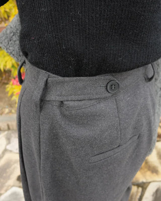 Brushed two-pleat wide slacks