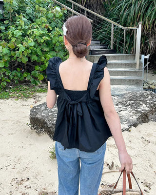 Rear Ribbon Sleeveless Blouse