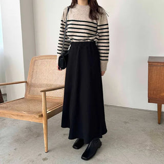 Flared long skirt