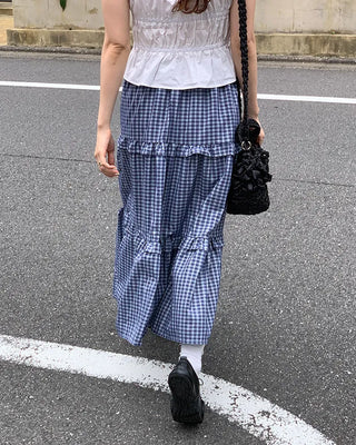Checked tiered long skirt