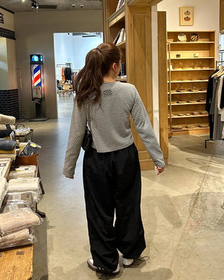 Side-tucked banded sweatpants