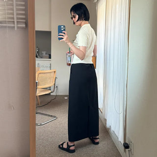 Short-sleeved colored ribbed knit