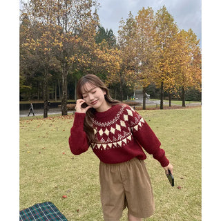 Round neck jacquard knit