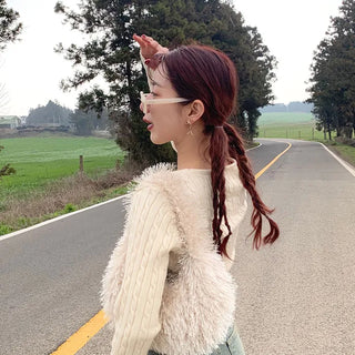 Ribbon earrings