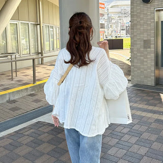 Puff-sleeve blouse