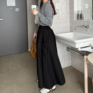 Side pocket gathered flared skirt