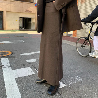 Wool long skirt