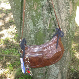Pocket shoulder bag