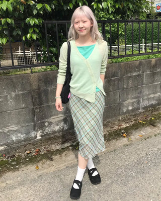Waist ribbon detail check midi skirt