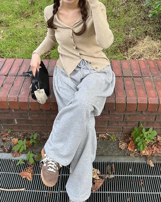 Side-tuck wide sweatpants