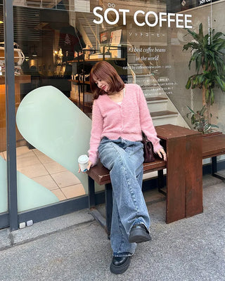 V-neck loose-fit shaggy knit
