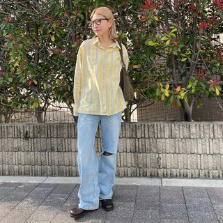 Side-slit vintage denim pants