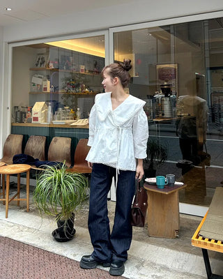 Big collar flared blouse