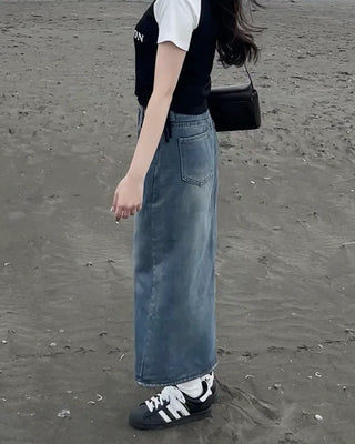 Front slit denim long skirt