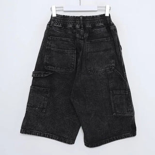 Pocket denim shorts