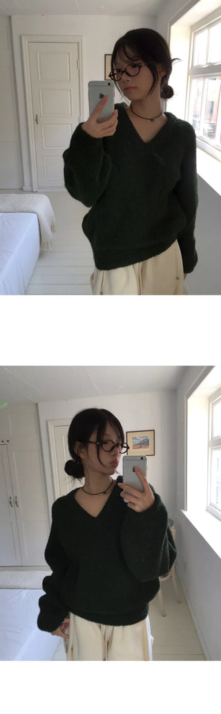 Mohair V-Neck Pompommi Knitwear - 6 colors