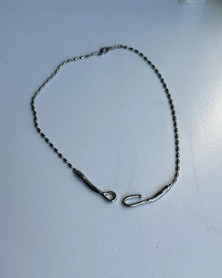 (Unisex) V-Point Necklace