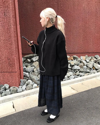 Asymmetrical pleated knit zip-up