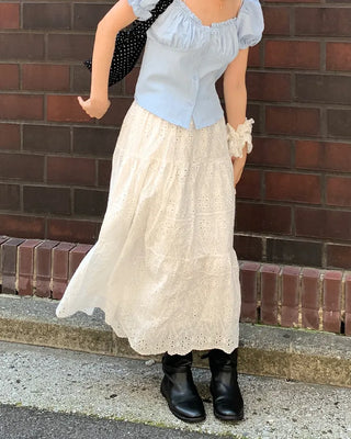 Perforated lace long skirt