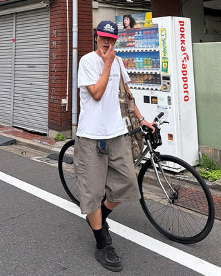 Wide side pocket shorts