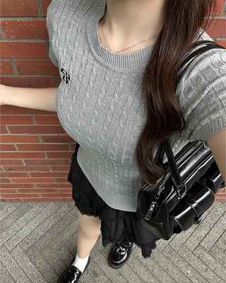 Ribbon Stitch Half-Sleeve Knit