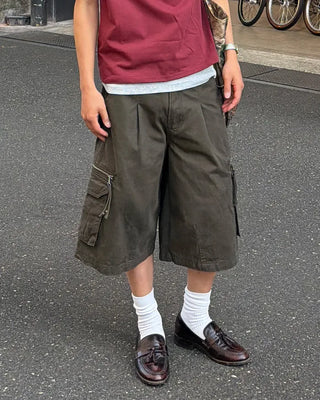 Cargo zip shorts