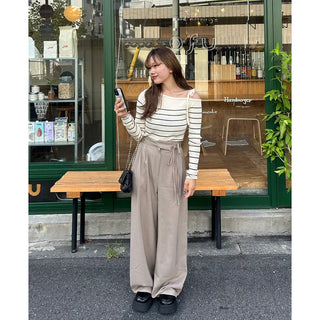 Shoulder ribbon striped knit