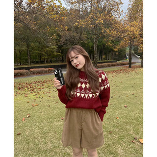 Round neck jacquard knit