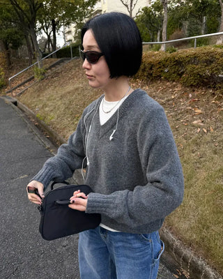 Simple brushed-back round neck long-sleeve T-shirt