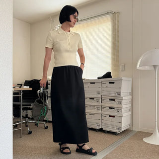 Short-sleeved colored ribbed knit