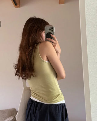 Basic Round Sleeveless