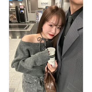 Choker One-Shoulder Knit