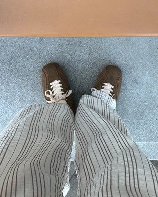 Suede round sneakers