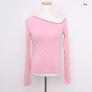 Line Off-Shoulder T-Shirt
