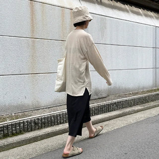 simple light bucket hat