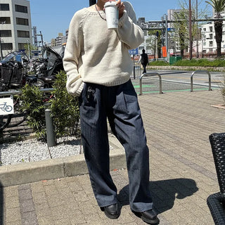 One-tuck easy denim pants